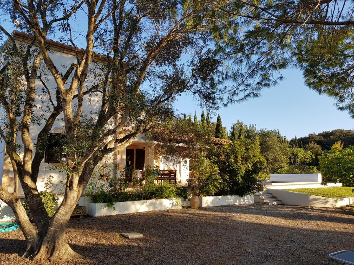 Villa Milagro - 3 Bedroom Finca Style Villa With Pool Near Golf Course/Beaches - Air Cond. Pollença Exteriör bild