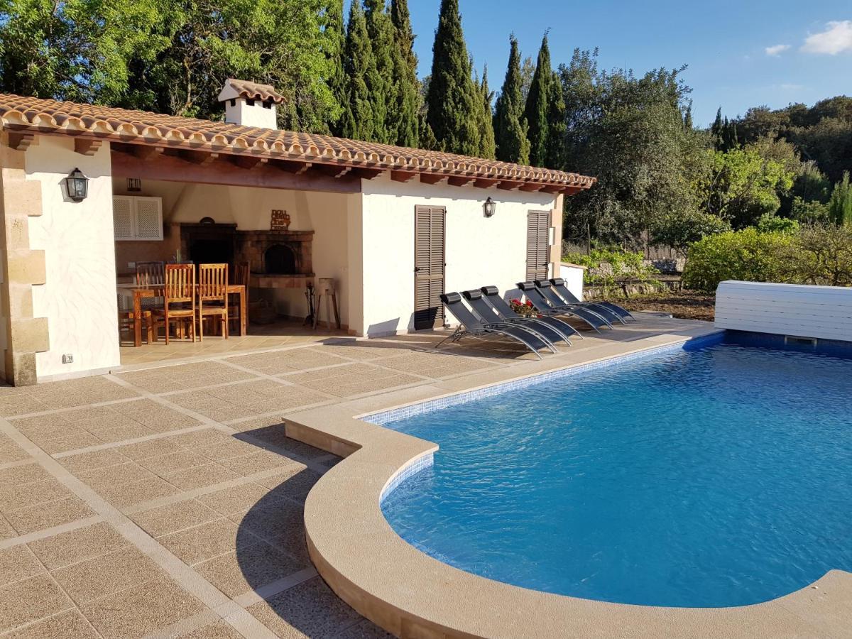 Villa Milagro - 3 Bedroom Finca Style Villa With Pool Near Golf Course/Beaches - Air Cond. Pollença Exteriör bild
